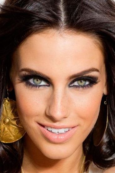 Джессика Лаундес