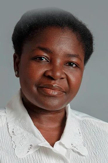 Леонора Карвалью