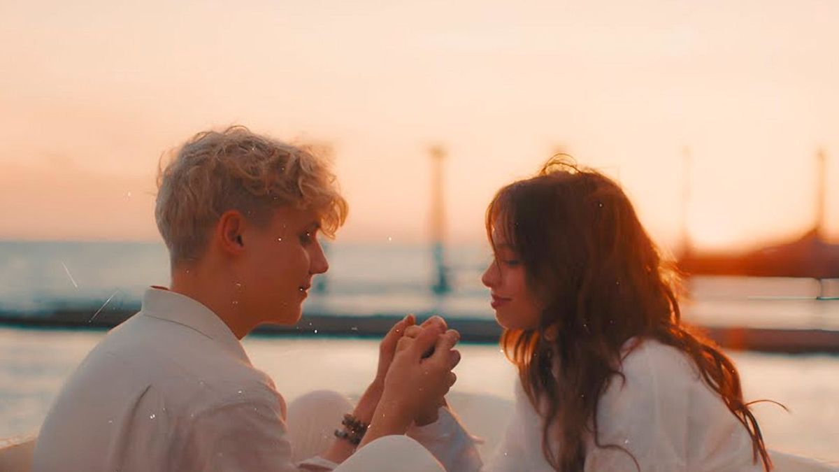 Дыши (из т/с «Плакса») - Ваня Дмитриенко