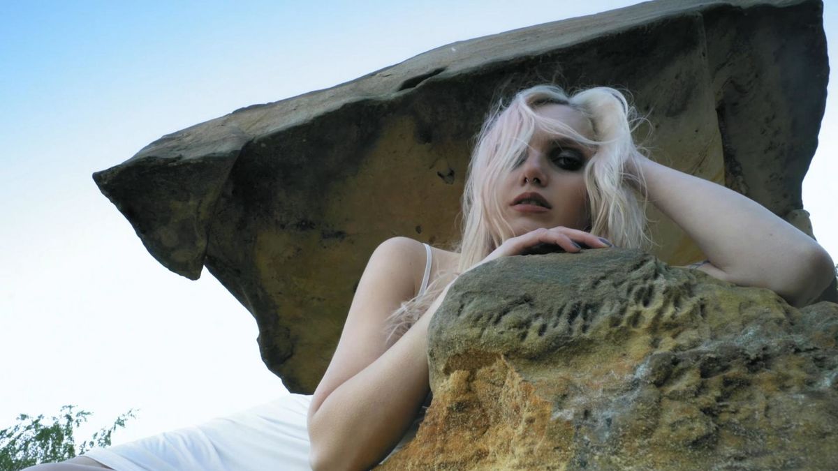 ЛЮТИК - Устала пить