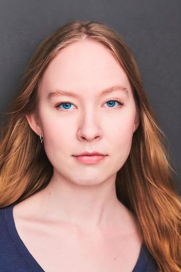 Оливия Симмонс