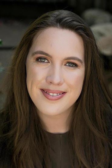 Дезри Стэйплс