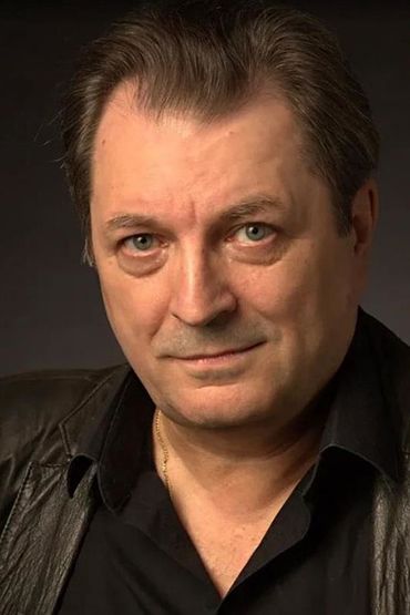 Валерий Новиков
