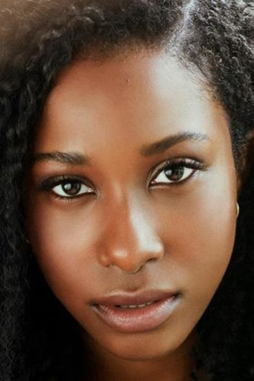 Наика Туссэн