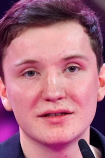 Леонард Каров