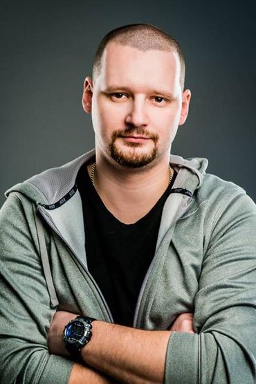Александр Кухаренко
