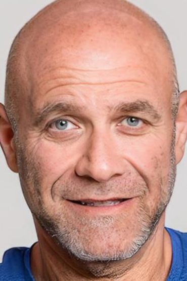 Двир Бенедек