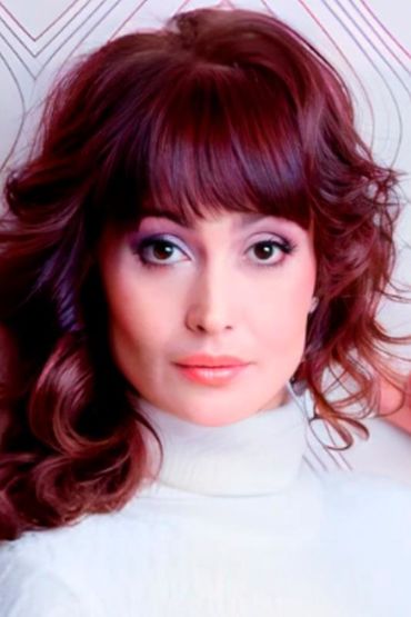 Ирина Ажмухамедова