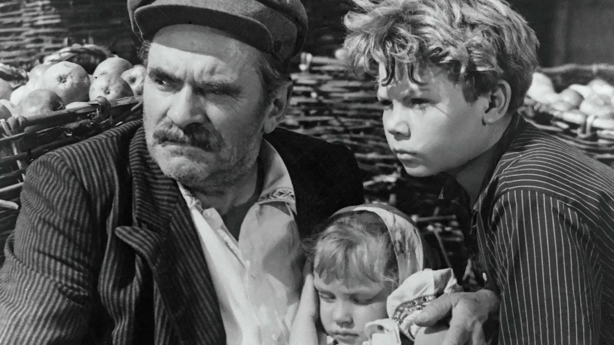 Девочка ищет отца