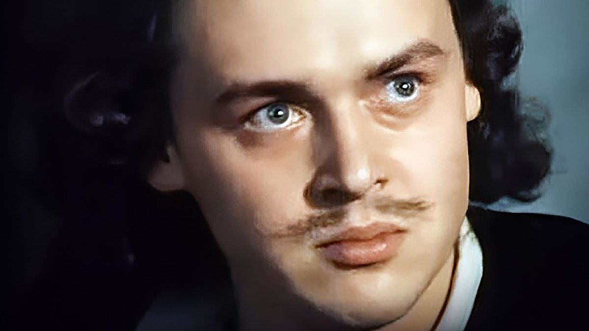 Россия молодая