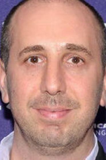 Джош Стернфельд