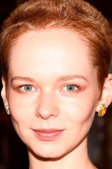 Анна Линхартова