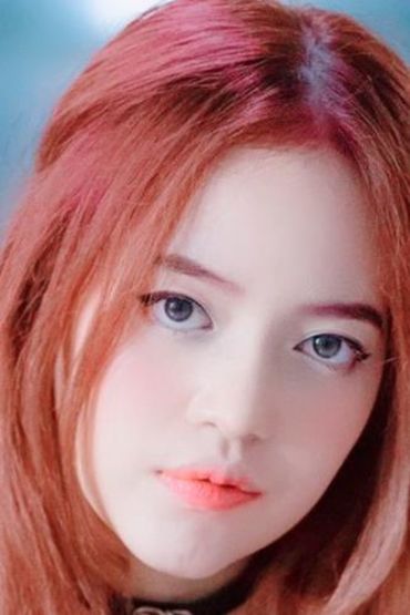 Венус Саксири