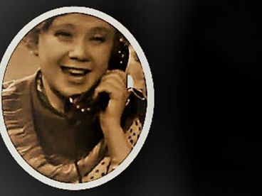 Девушка спешит на свидание