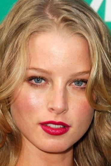 Рэйчел Никс