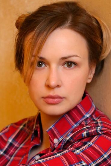 Анна Тараторкина