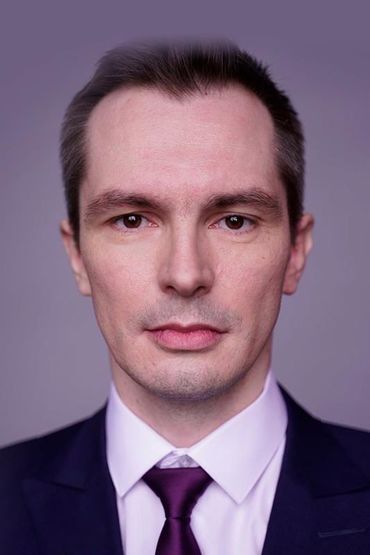 Максим Фролов