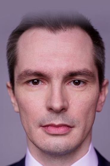 Максим Фролов