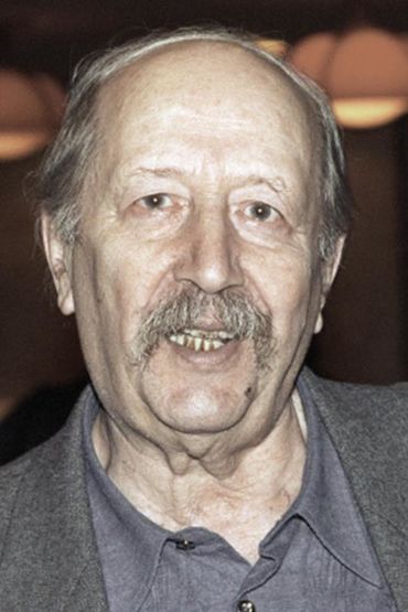 Михаил Швейцер