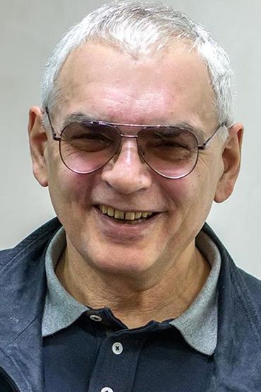 Карен Шахназаров