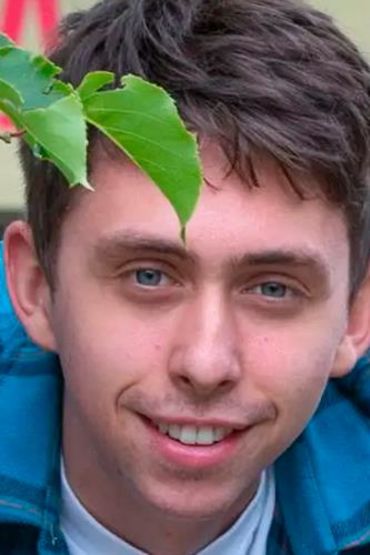 Натан Амброзиони