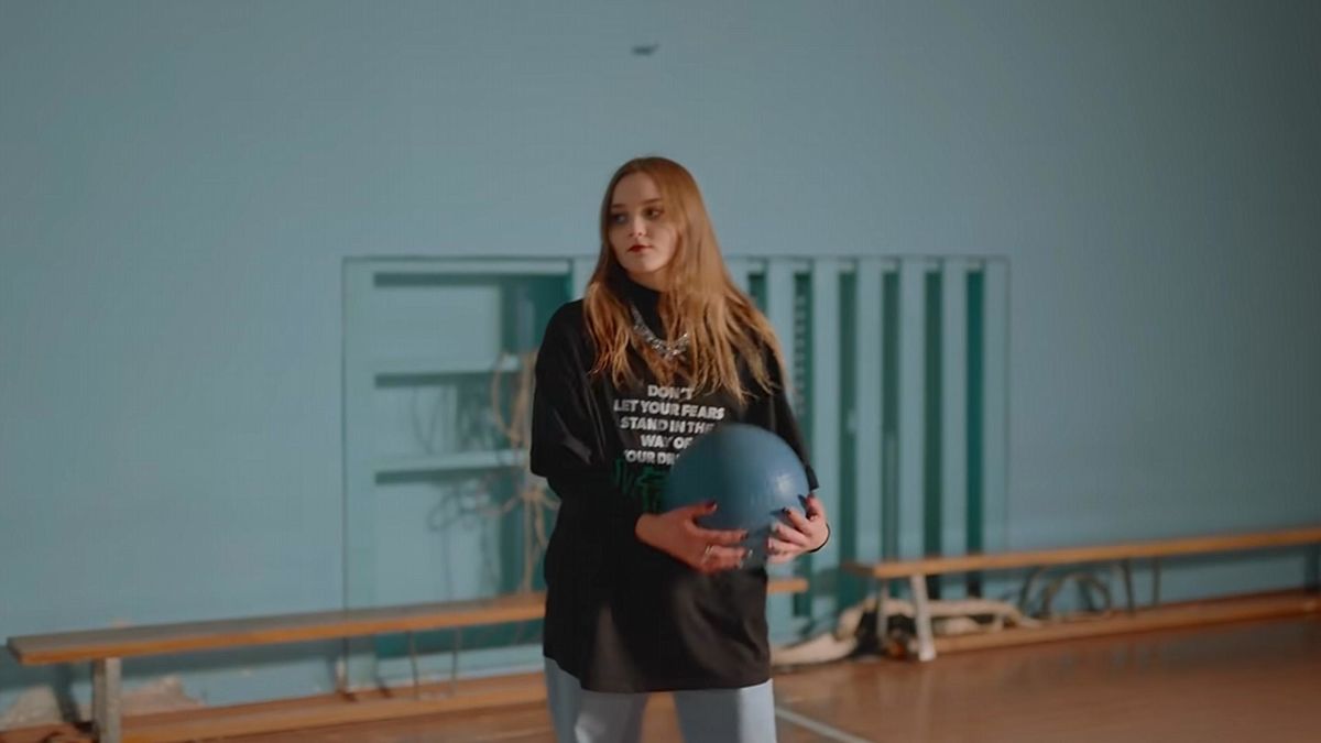 Алина Селях - Капает дождь (Mood video)