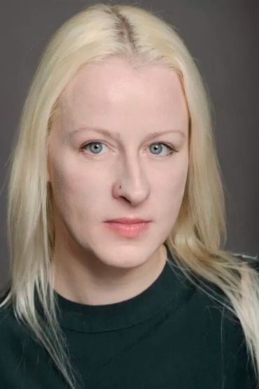 Клер Гризли