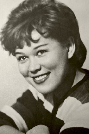 Люсьена Овчинникова
