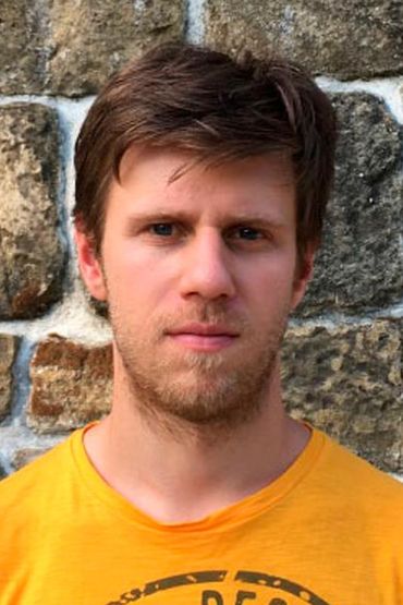 Дарио Лоняк