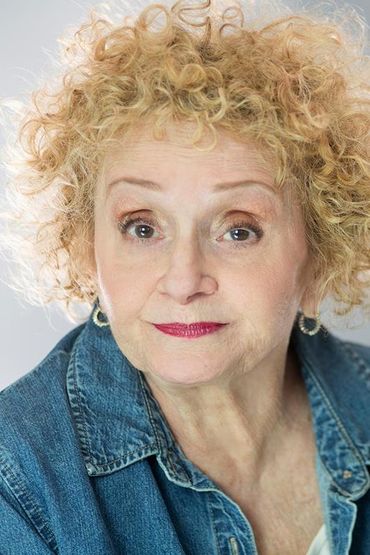 Сондра Джеймс