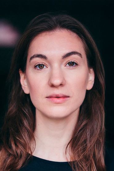 Юлия Бухман Сюзанна