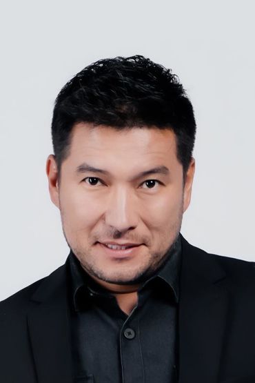 Марат Алибaев