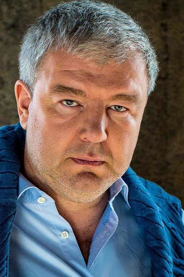 Александр Робак