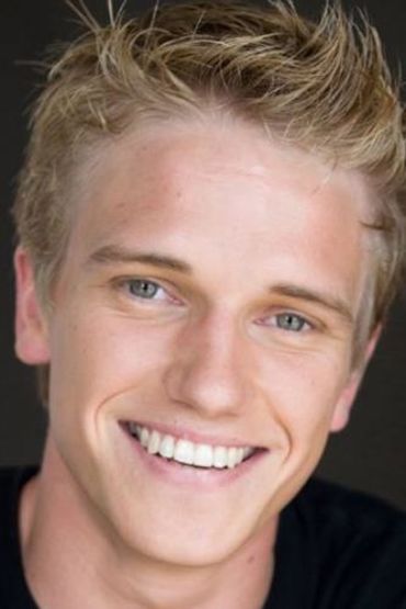 Люк Стратт-МакКлюр