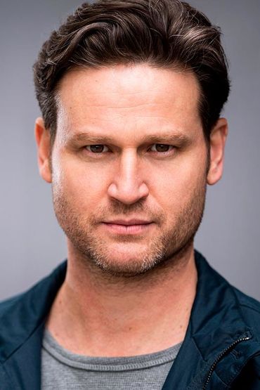 Стивен Дедженаро