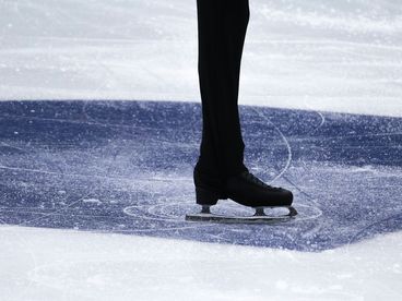 Русский вызов. Турнир сильнейших фигуристов. Битва поколений в уникальном соревновании за звание лучших на льду. Прямой эфир Русский вызов. Турнир сильнейших фигуристов. Битва поколений в уникальном соревновании за звание лучших на льду. Прямой эфир