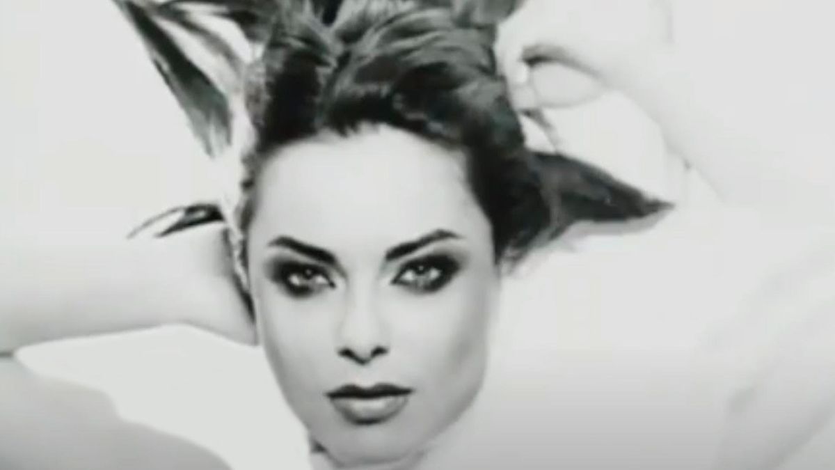 Наташа Королёва - В тёмной комнате