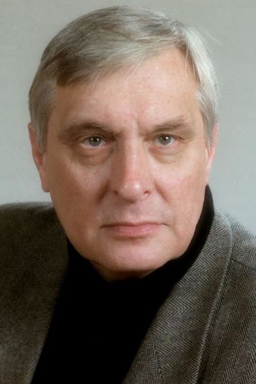 Олег Басилашвили