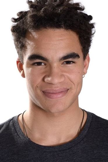 Тео Кристин