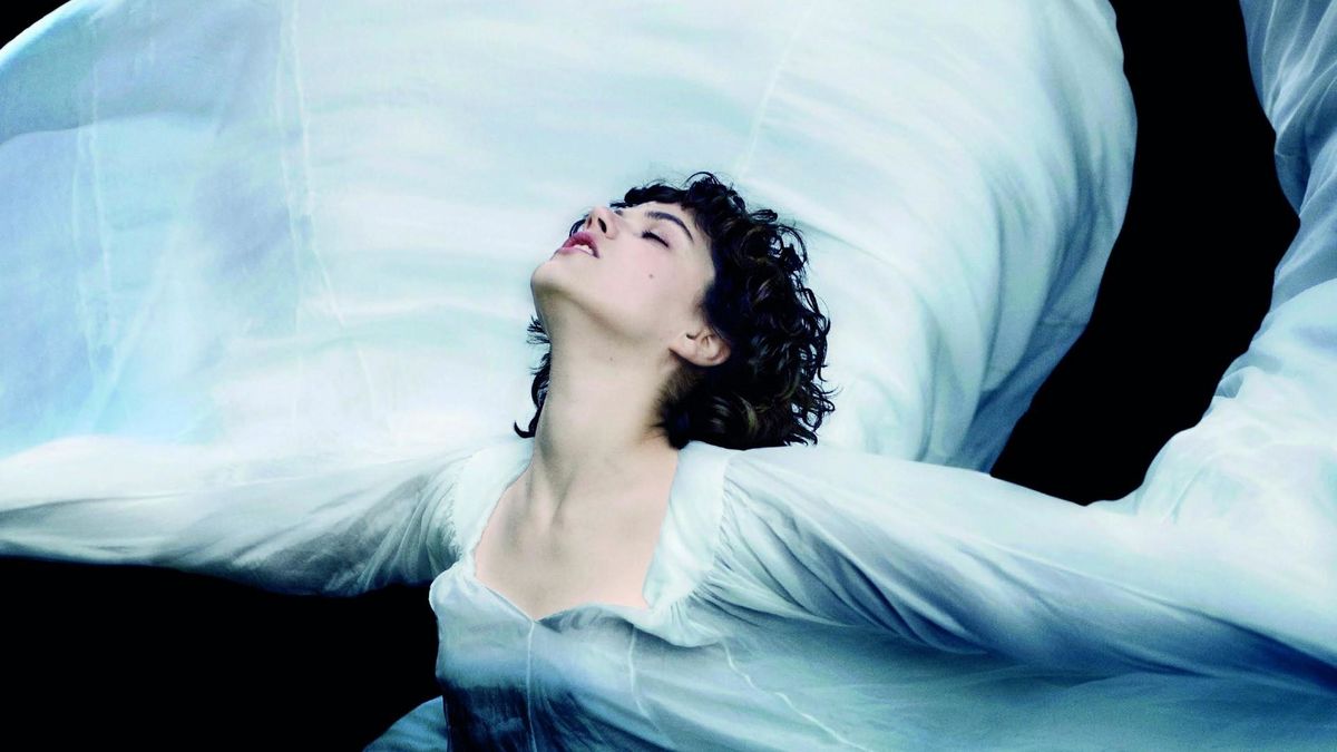 Танцовщица