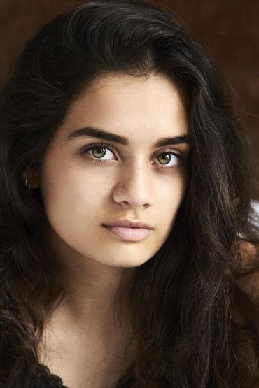 Сония Эйкен