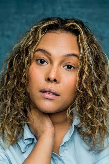 Вивьен Миллс