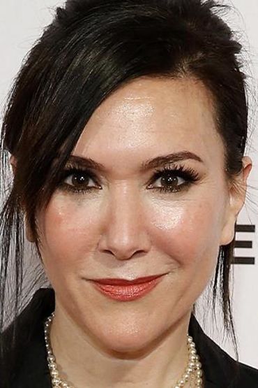 Надя Дажани