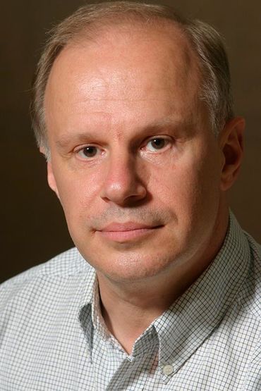 Авангард Леонтьев