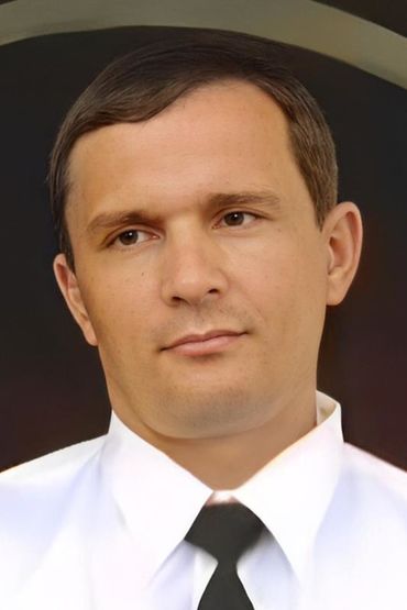 Андрей Бобров