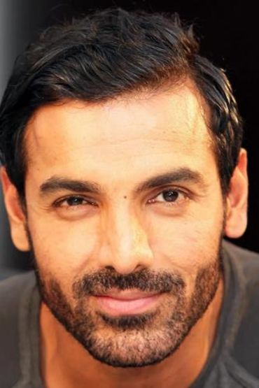 Джон Абрахам