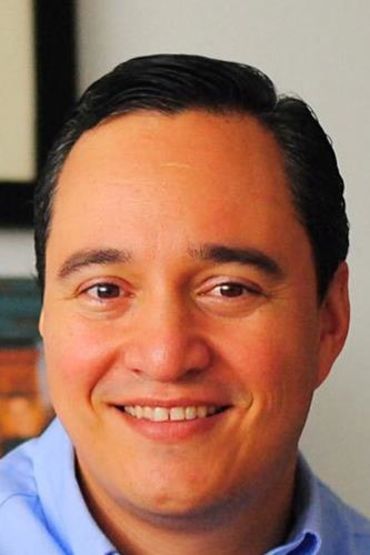 Дэниэл Торо