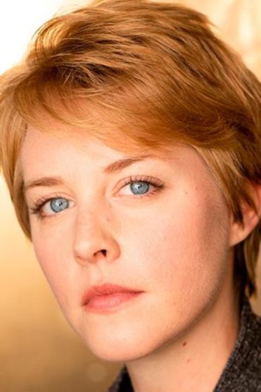 Белль Адамс