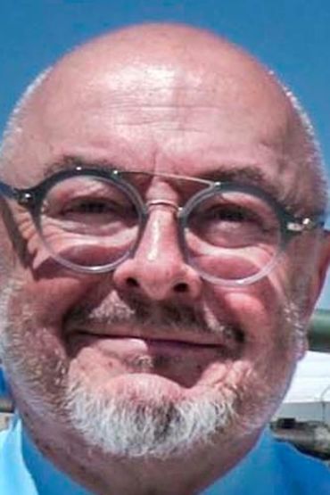 Брюс Кромптон