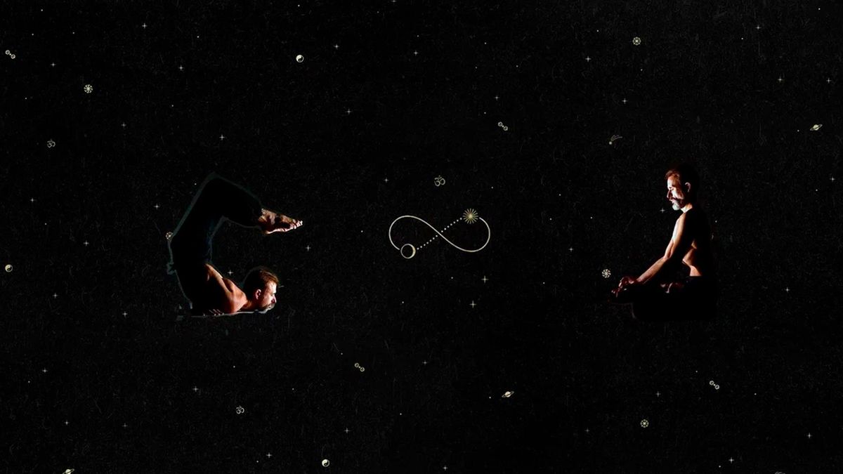 Гибкий Дед. (Йога с Левашовым)